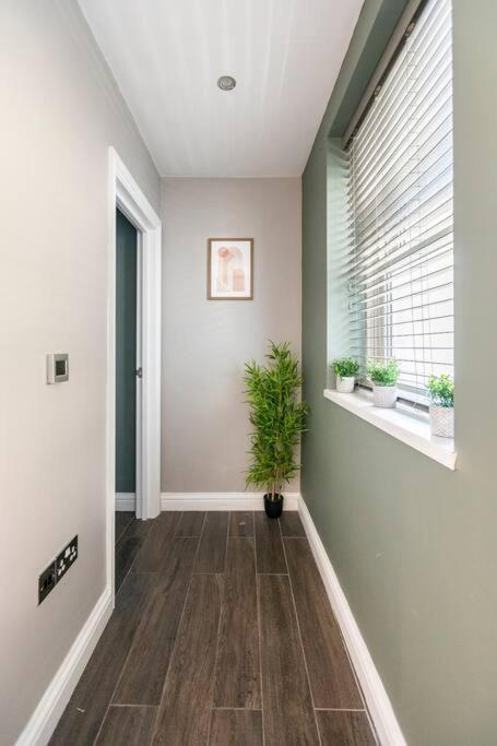 Beautiful Brighton Apartment, 5Min Walk To Beach Bagian luar foto
