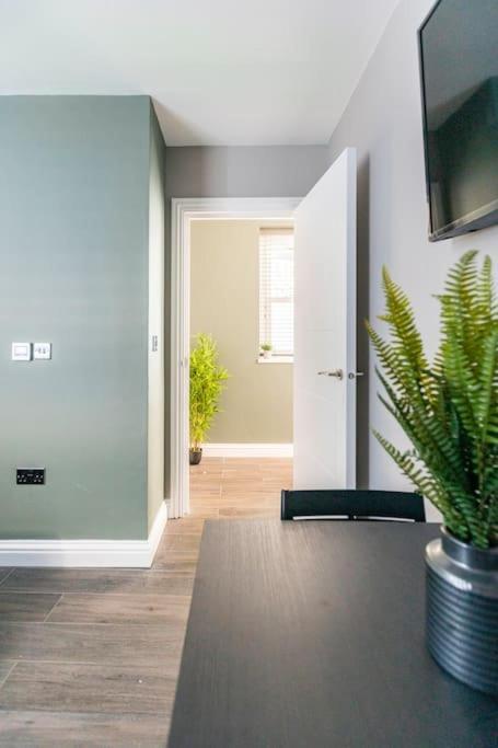 Beautiful Brighton Apartment, 5Min Walk To Beach Bagian luar foto